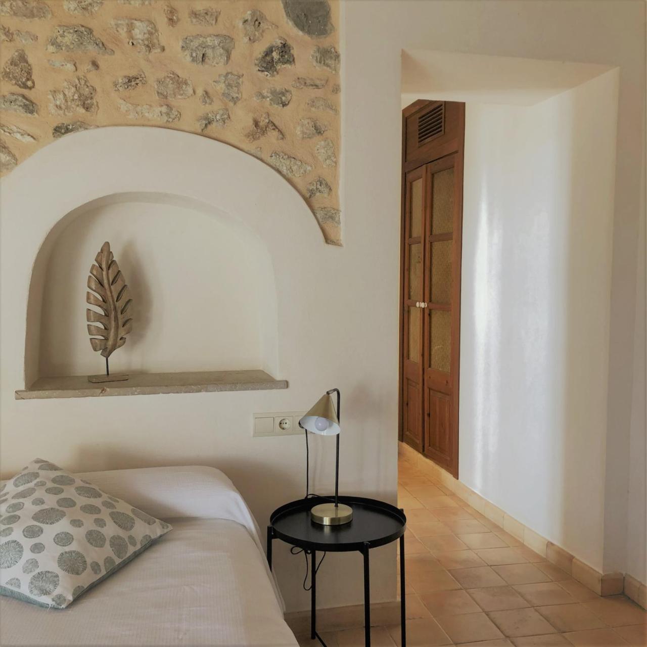Vista De La Vila - Turismo De Interior. Llubí Exteriör bild